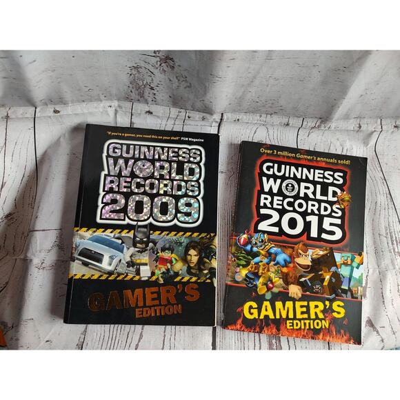 Guinness World Records 2009 And 2015 Gamer's Edition by Guinness World Records - Picture 1 of 10